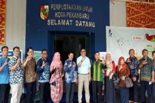 Kepala Perpustakaan...