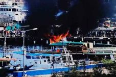 Kapal Motor 5 GT Terbakar...