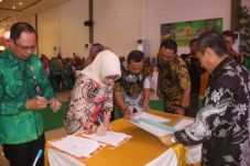 TP PKK dan Dinkes Kab...