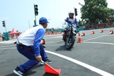 Ini Cara Astra Honda...