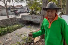 Jadi Tempat Buang Limbah...