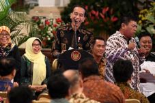 Pengamat: Komposisi...