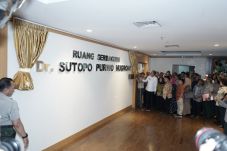 Nama Sutopo Purwo Nugroho...