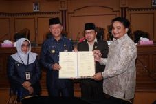 Wali Kota Sampaikan...