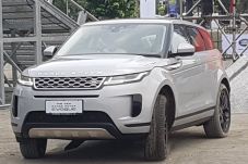 Bukan Mobil Kaleng-Kalengan,...