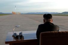 Menebak Rudal Baru Kim...