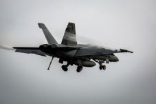 Pilot F/A-18E Super...
