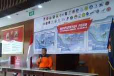 Ini Identitas Empat...
