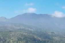 Angin Kencang dan Kabut...