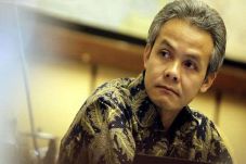 Ganjar Sebut Mbah Moen...