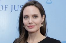 Putra Angelina Jolie...