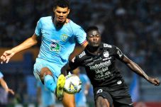 Alex Goncalves Gagalkan...