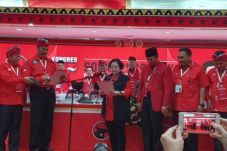 Kembali Jadi Ketum PDIP,...