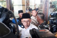 Respons Fadli Zon Soal...