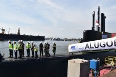 Kapal Selam Alugoro-405...