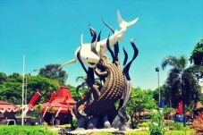 Ke Surabaya? Jangan...