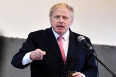 PM Johnson: Inggris...