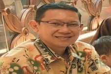 Wakaf Uang dan Implementasinya...