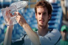 Andy Murray Debut Tunggal...