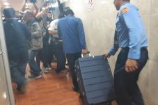 KPK Bawa Dua Koper dari...