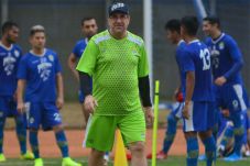 Robert Siapkan Pengganti...