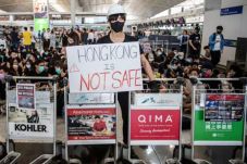 Situasi Hong Kong Memanas,...