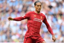 Virgil van Dijk Tak...