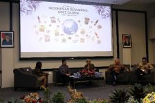 Kemenlu Genjot Diplomasi...