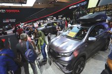 Produk Automotif Meningkat,...