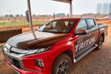 Mitsubishi Ajak Warga...