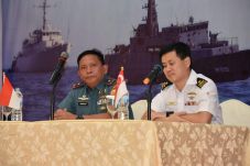 TNI AL- Singapura Gelar...