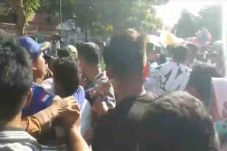 Lomba Gerak Jalan di...