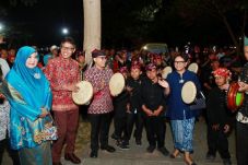 40 Negara Hadir dalam...