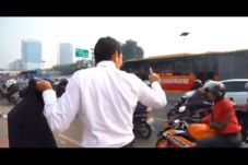 Terjebak Macet, Sandiaga...