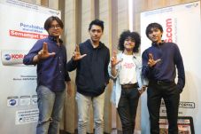 Boyband Laki Rilis Single...