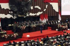 Jokowi Ingin Terapkan...