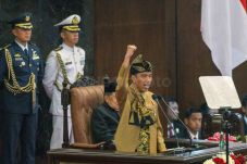 Jokowi Janji Hati-hati...