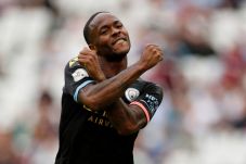Guardiola Tak Akan Hujat...