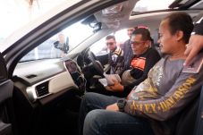 Bawa Mobil Unggulan,...