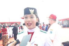 Jadi Pembawa Baki, Ini...