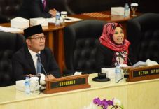 Gubernur Jabar soal...