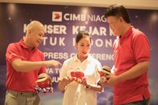 Semarakkan HUT RI ke-74,...