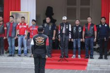HDCI Beri Penghormatan...