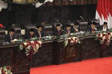 Anggaran Pemindahan...