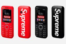 Supreme Rilis Ponsel...