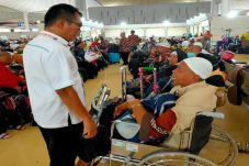 5.182 Jamaah Haji Khusus...