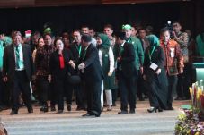 Cak Imin: Ibu Mega,...