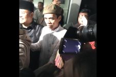 Ustaz Abdul Somad Penuhi...