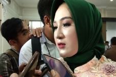 Bidan Cantik Ini, Anggota...