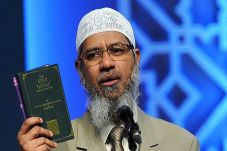 Zakir Naik Dilarang...